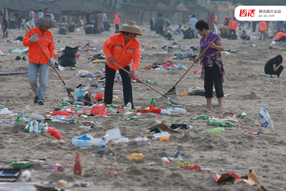 悬崖上的环卫工 大家发表下自己的意见655 / 作者:thkfh / 帖子ID:105036