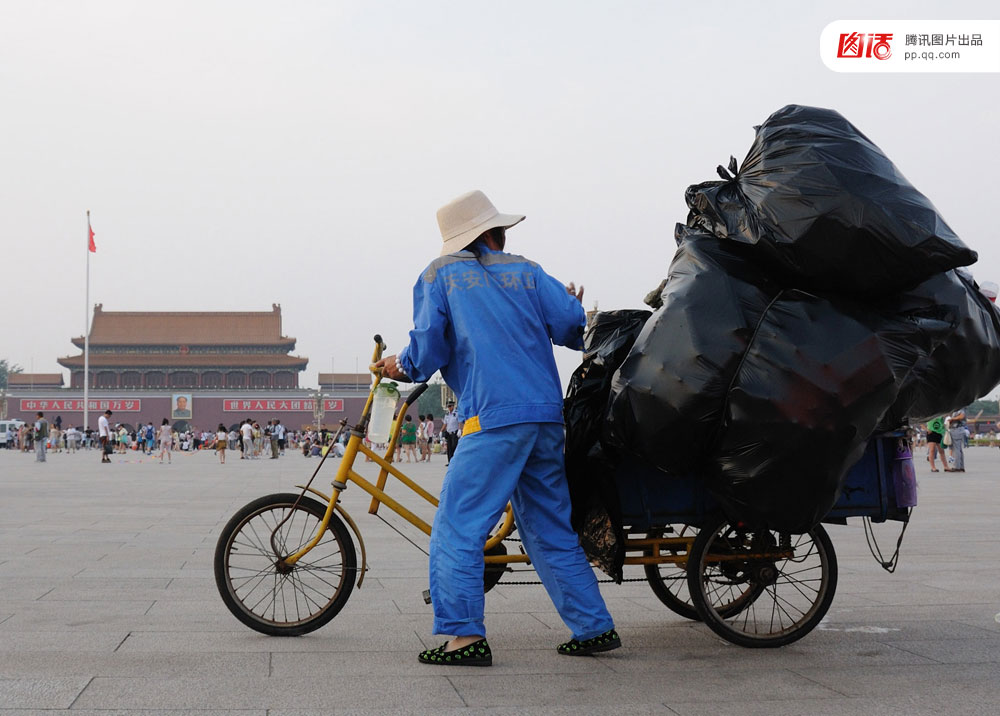 悬崖上的环卫工 大家发表下自己的意见209 / 作者:thkfh / 帖子ID:105036