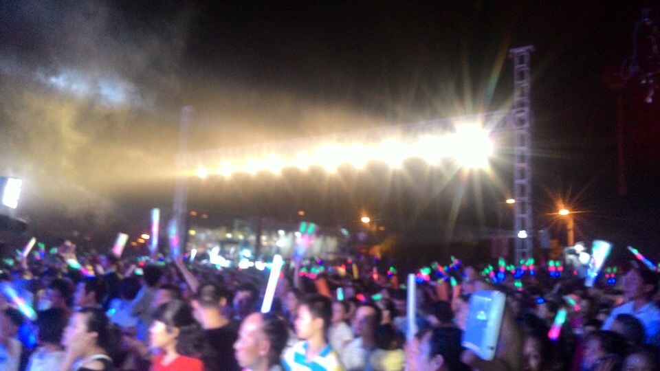 世纪鑫城晚会。光辉岁月，好有feel687 / 作者:猫小萌 / 帖子ID:105208