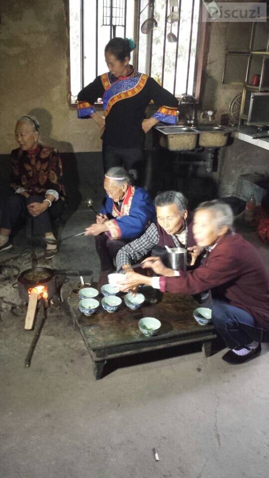 观音水滨百岁老人打油茶80 / 作者:欧耶 / 帖子ID:105495