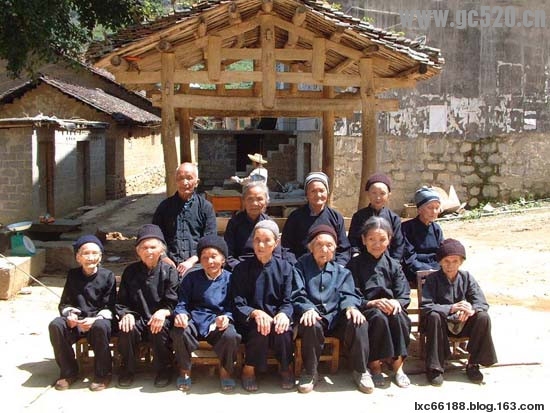 风景秀丽的盘阳河承载着说不完的寿乡故事，群山环抱着的小山村渲绎着道不尽的生命...736 / 作者:建筑19551213 / 帖子ID:106023