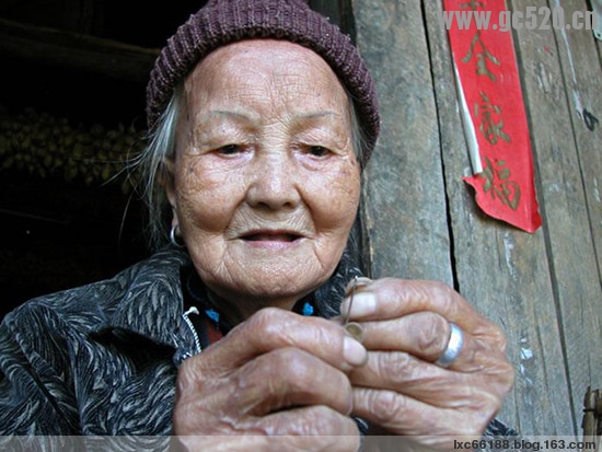 风景秀丽的盘阳河承载着说不完的寿乡故事，群山环抱着的小山村渲绎着道不尽的生命...314 / 作者:建筑19551213 / 帖子ID:106023