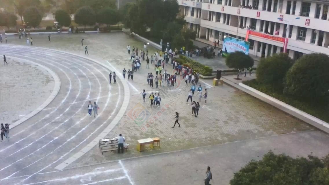 莲花中学校第31届运会42 / 作者:恭城520小奈姐姐 / 帖子ID:106132