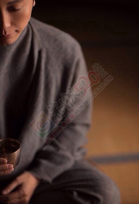 <新贵妃醉酒>李玉刚 皈依三宝，“贵妃“无法再醉酒85 / 作者:九命猫 / 帖子ID:106227