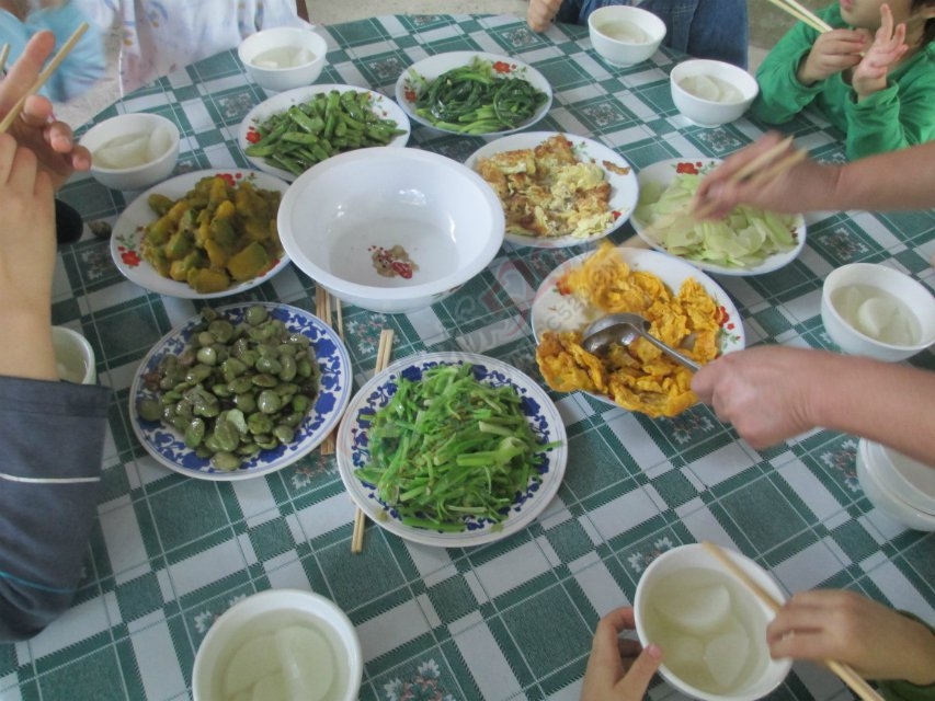 游子归来，田园的生活回归宁静。629 / 作者:多少执念 / 帖子ID:106273