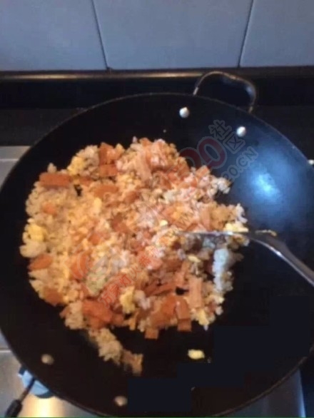 辣条蛋炒饭～薯片炒辣条～842 / 作者:猫小萌 / 帖子ID:106295