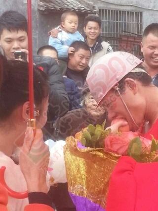 闹婚也疯狂103 / 作者:小手一抖 / 帖子ID:106514