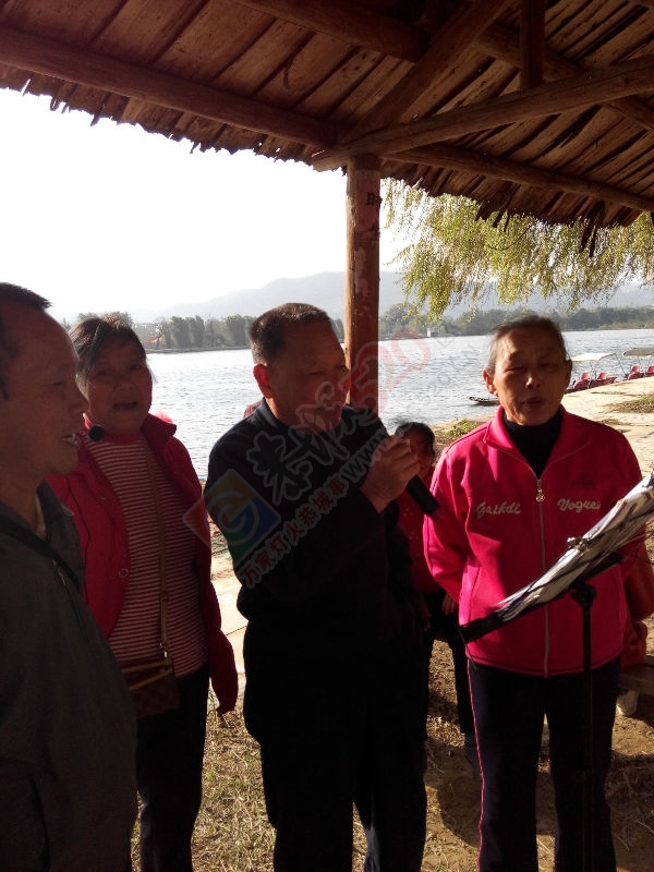 老人的笑与歌声703 / 作者:恭城无聊人 / 帖子ID:106744