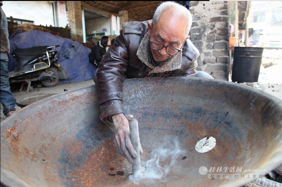 八旬老人的补锅情336 / 作者:奇葩处处有 / 帖子ID:106770