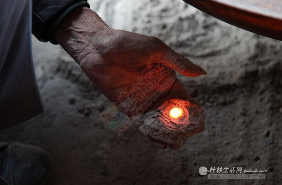 八旬老人的补锅情333 / 作者:奇葩处处有 / 帖子ID:106770