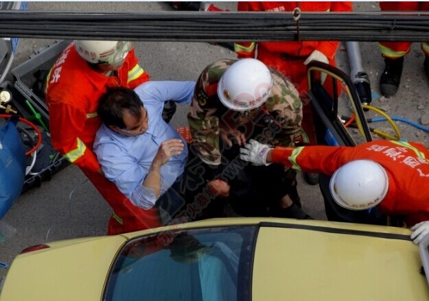 这个险火，天降横祸就这样313 / 作者:thkfh / 帖子ID:106864