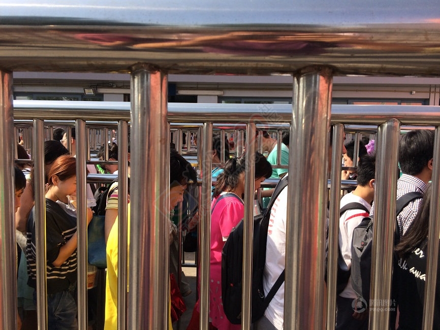 乘客你好-中国人的一天847 / 作者:美丽的梦花 / 帖子ID:106990