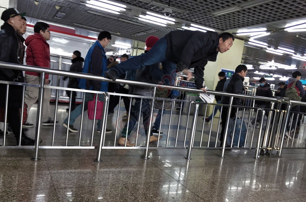 乘客你好-中国人的一天907 / 作者:美丽的梦花 / 帖子ID:106990