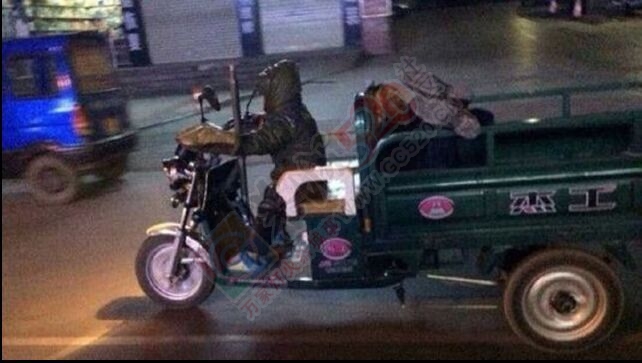 7岁男童深夜开车20公里接送醉酒父亲923 / 作者:狗掰涛 / 帖子ID:107491