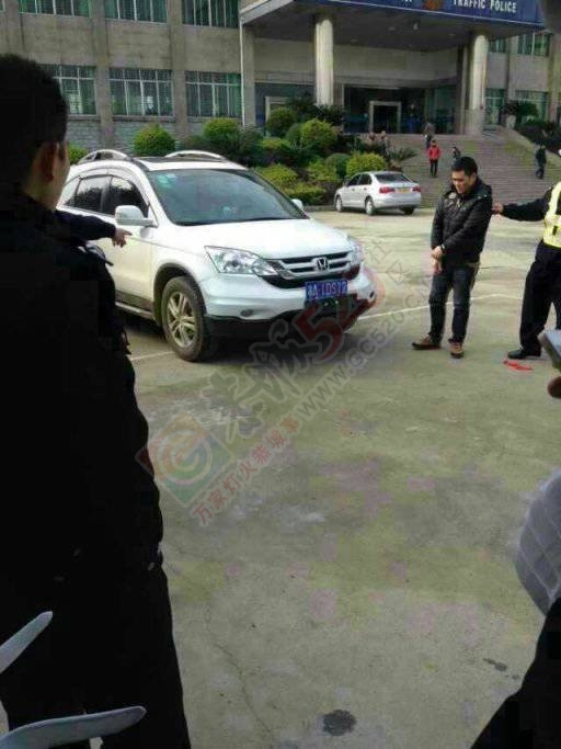 江贝村路段越野车车祸致死逃逸606 / 作者:恭城蚂蜂 / 帖子ID:107381