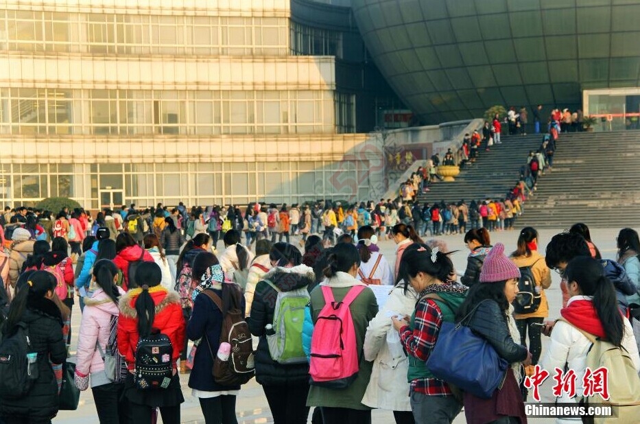 为了期末考试也是拼了！ 这摆出了春运阵型哇！770 / 作者:奇葩处处有 / 帖子ID:107587