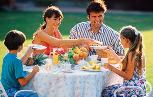 餐桌坏习惯,宝宝健康也受伤226 / 作者:190745176 / 帖子ID:112150