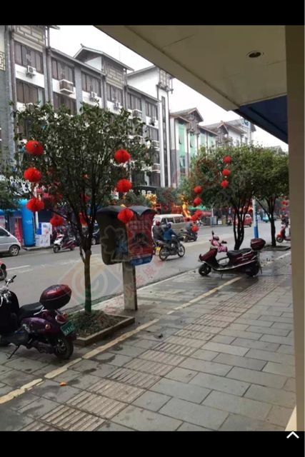 县城终于看到一点年味了950 / 作者:水墨茶江 / 帖子ID:112184