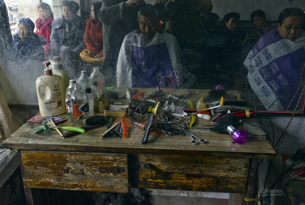 即将流逝的技艺火钳烫发858 / 作者:美丽的梦花 / 帖子ID:113066