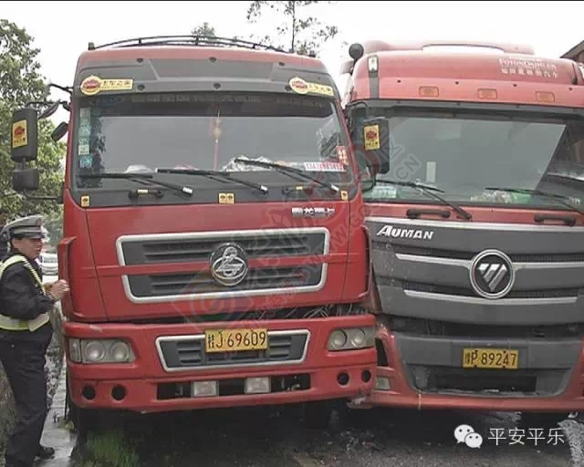 平乐的飞机！6车相撞2人遇难！896 / 作者:罗少爷 / 帖子ID:113431