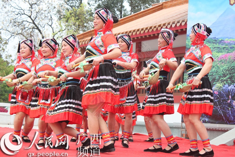 恭城第十三届桃花节闭幕（图）550 / 作者:欧耶 / 帖子ID:113484