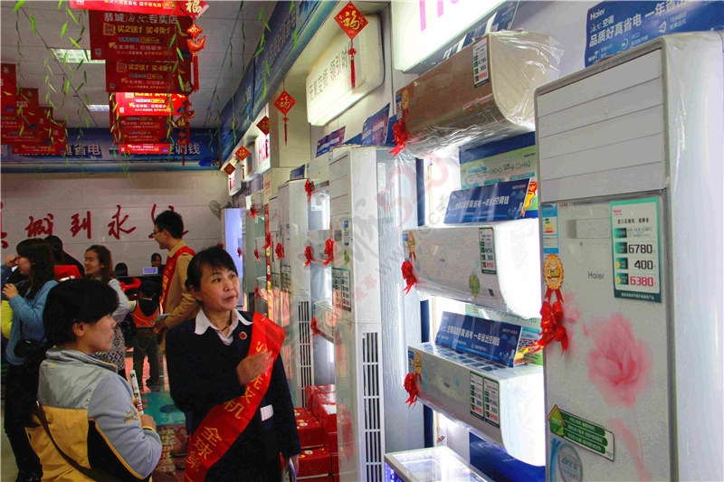 直击恭城海尔专卖店活动现场上午时段！418 / 作者:520小编 / 帖子ID:113588
