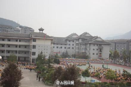 震区小学近3千名学生3分钟内成功疏散 无人伤亡！579 / 作者:奇葩处处有 / 帖子ID:113659