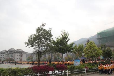 震区小学近3千名学生3分钟内成功疏散 无人伤亡！771 / 作者:奇葩处处有 / 帖子ID:113659