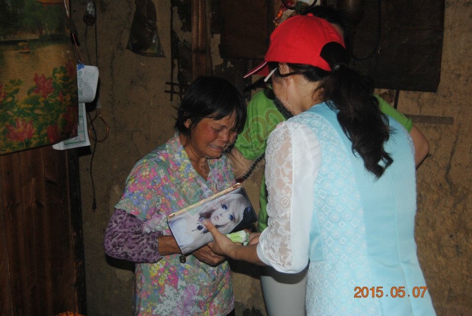 2015.5.7莲花镇看望黄元姬961 / 作者:恭城蚂蜂 / 帖子ID:115811