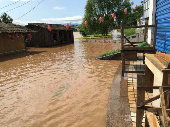 恭城暴雨，水上乐园被淹了384 / 作者:箩筐索 / 帖子ID:115951