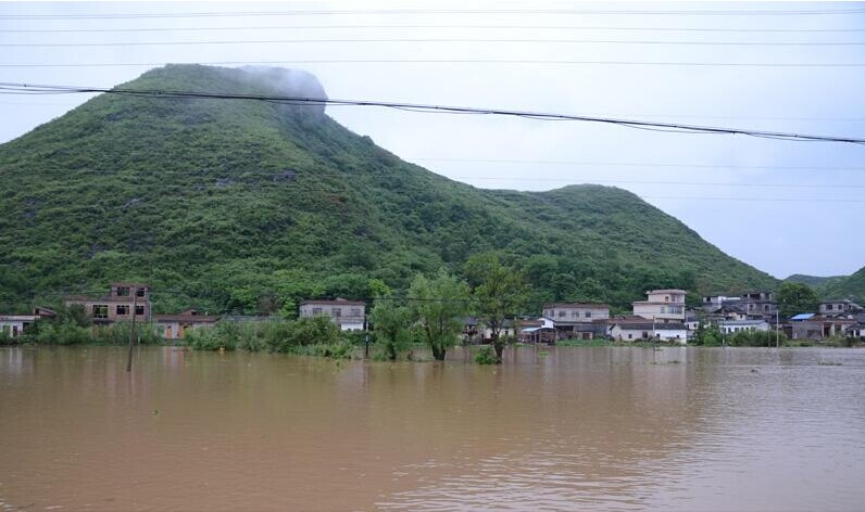 恭城各地大暴雨袭击后组图351 / 作者:砍柴撞跌老斑鸠 / 帖子ID:116040