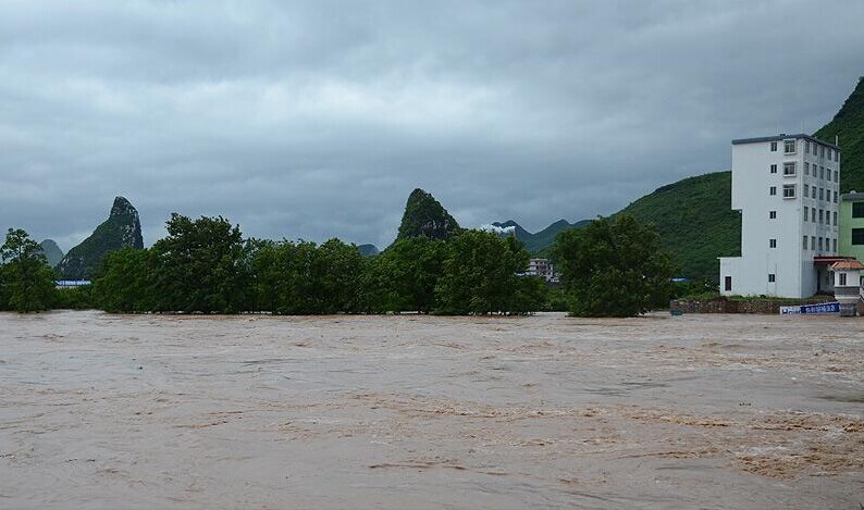 恭城各地大暴雨袭击后组图374 / 作者:砍柴撞跌老斑鸠 / 帖子ID:116040