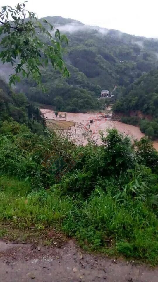 当官的干点实事吧，一个个被遗忘的小村庄（椅子村）121 / 作者:yaoshanxiaoge / 帖子ID:116111