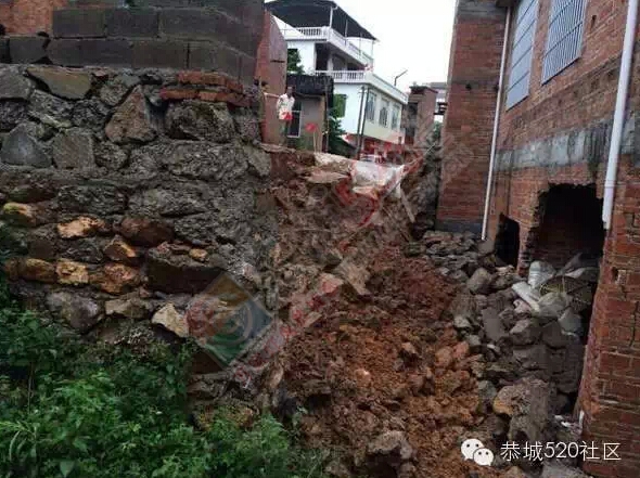 恭城连降暴雨，多地开启看海模式，西岭群众受灾自救942 / 作者:520小编 / 帖子ID:116167