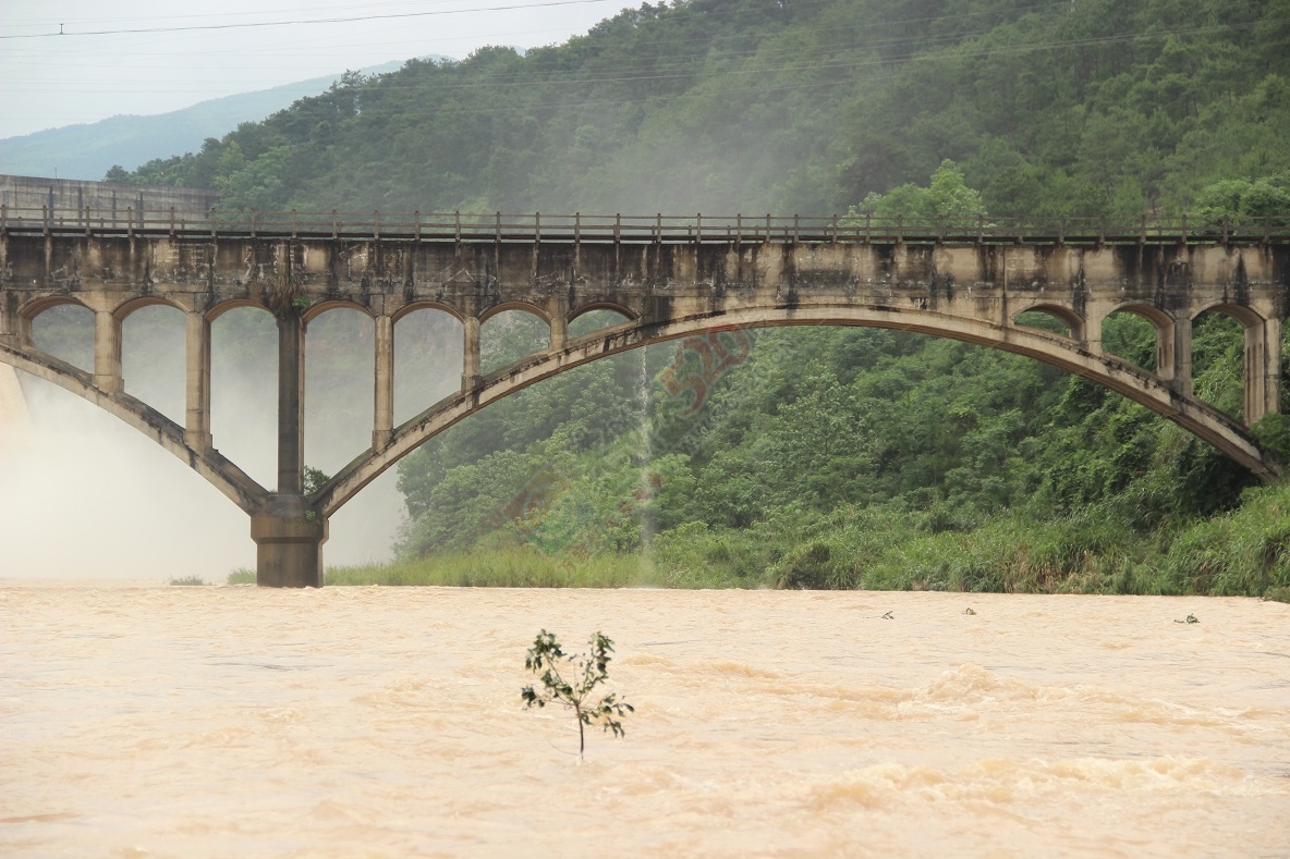 壮观的峻山水库，你去看了吗262 / 作者:有想法 / 帖子ID:116174