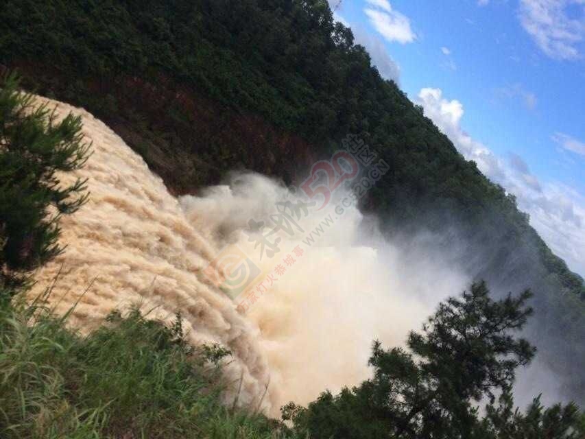 洪水来势汹汹，庆幸水已退535 / 作者:wx_J6Y7207k / 帖子ID:116348