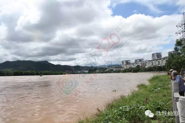 万众一心 众志成城 共筑人民防洪堤 ——恭城县人民检察院抢险救灾纪实报道（一）383 / 作者:美丽的梦花 / 帖子ID:116412
