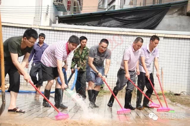 万众一心 众志成城 共筑人民防洪堤 ——恭城县人民检察院抢险救灾纪实报道（一）63 / 作者:美丽的梦花 / 帖子ID:116412