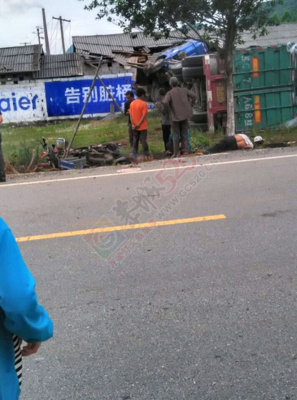 加会秧家加油站旁！重大车祸！一老人当场死亡！465 / 作者:huangshiHS / 帖子ID:116431