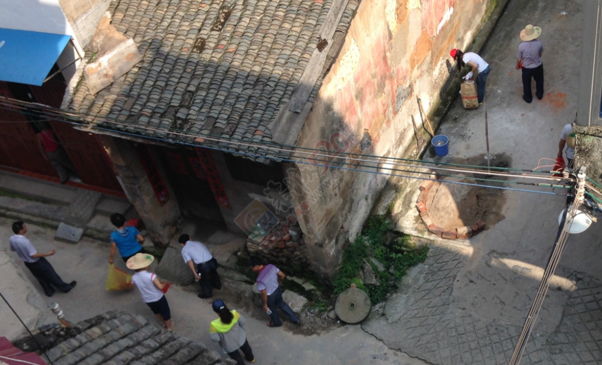 这些人一大早就在街上清理垃圾了25 / 作者:桂花糕 / 帖子ID:116643