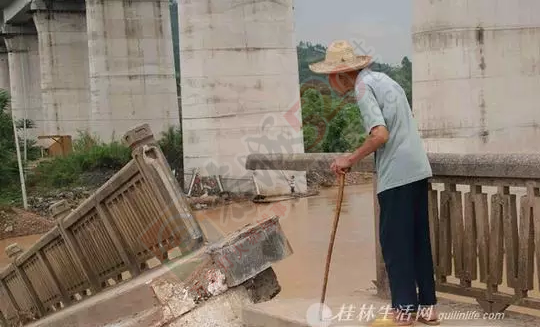 恭城县孟家大桥被洪水冲垮 村民认为是修高铁所致974 / 作者:古建灵韵 / 帖子ID:116778