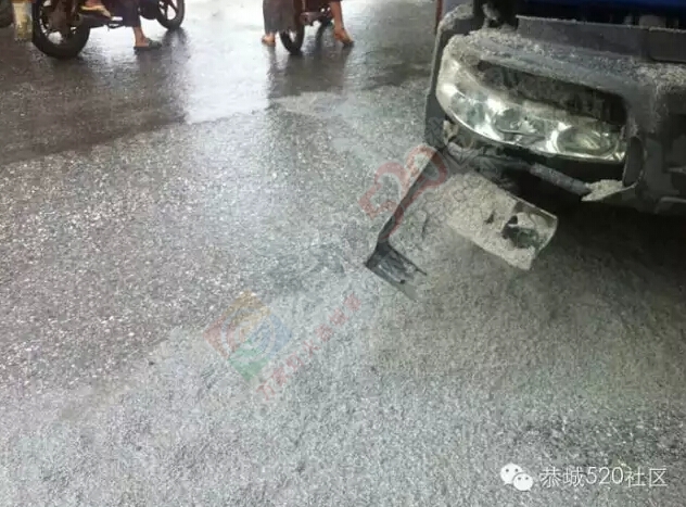 恭城又两车祸：货车超车未果撞上拖拉机，小车超车爆胎四脚朝天司机奇迹生还727 / 作者:520小编 / 帖子ID:117244
