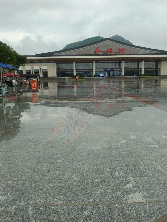 下那么大雨，约吗500 / 作者:thkfh / 帖子ID:117294