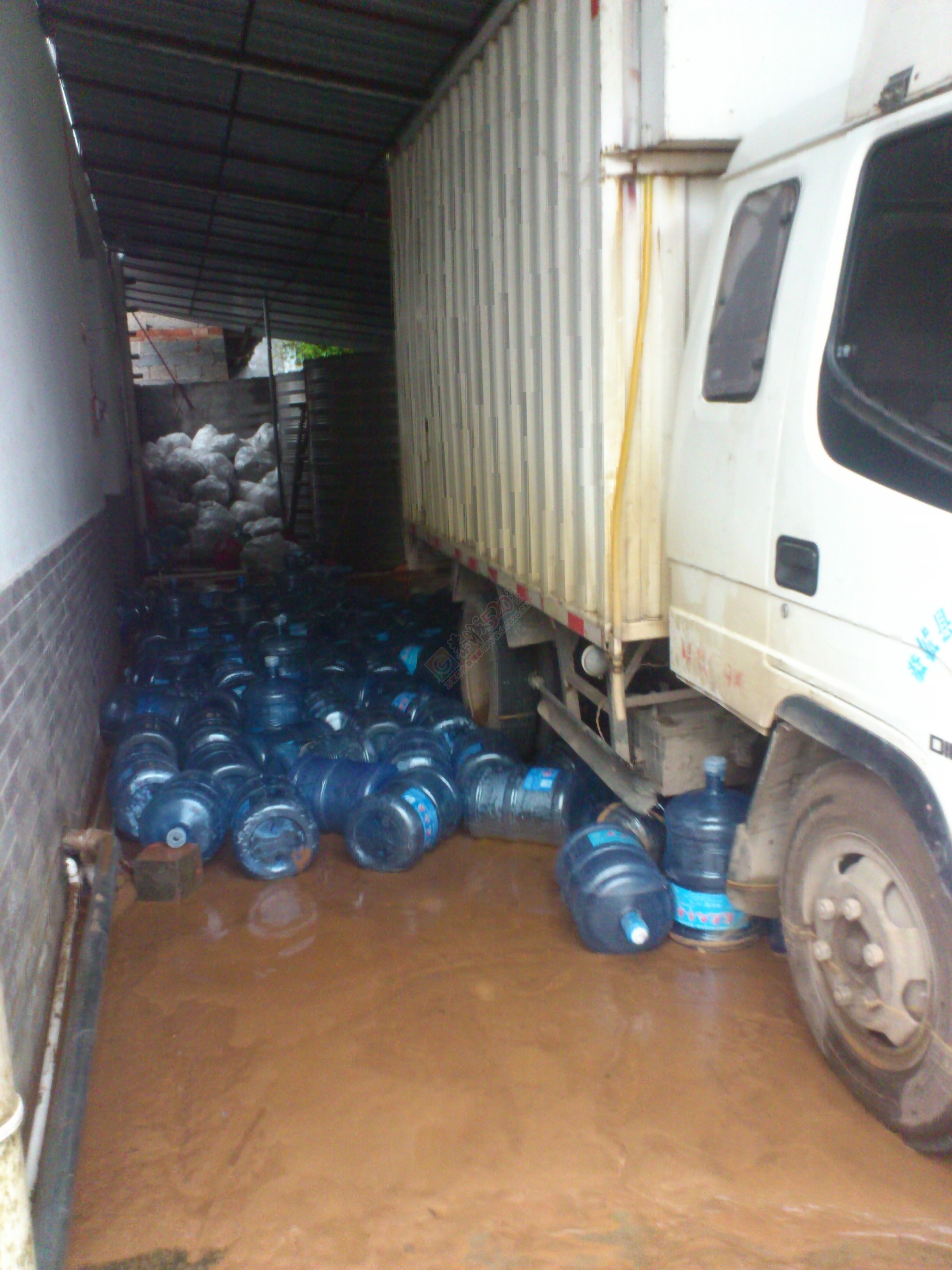 恭城公路局应不应该承担责任？698 / 作者:恭城龙虎水厂 / 帖子ID:117691