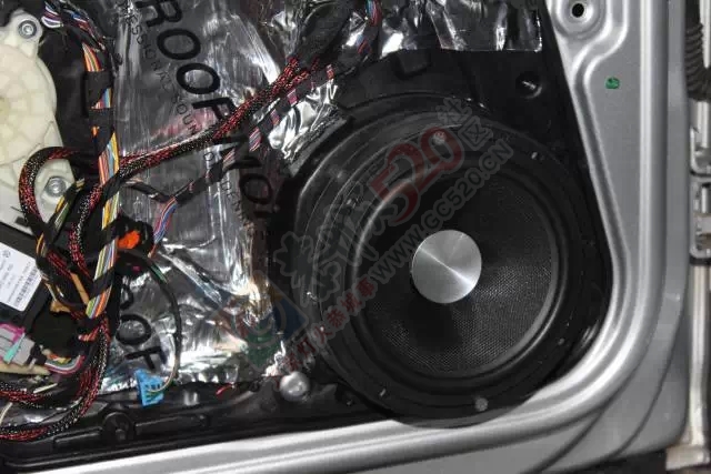 清远道声汽车音响改装—大众高尔夫再次升级意大利ATI巨浪两分频套装喇叭135 / 作者:穆梓柔 / 帖子ID:117989