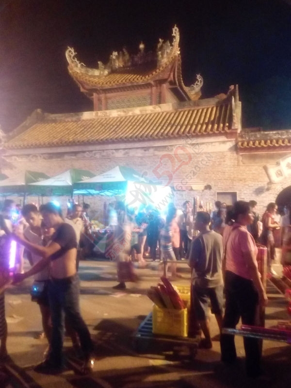 今晚又是一个不眠夜844 / 作者:风轻云_gz0k8 / 帖子ID:118274