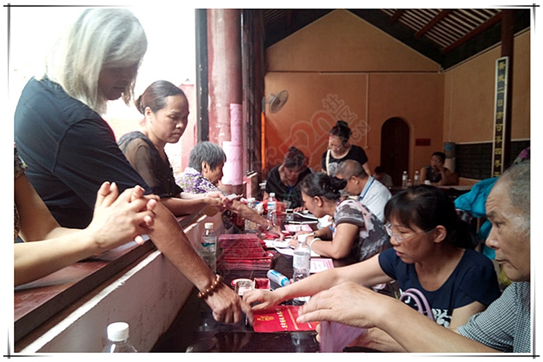 恭城关帝庙会  今日打响开台16 / 作者:柚子壳※ / 帖子ID:118262
