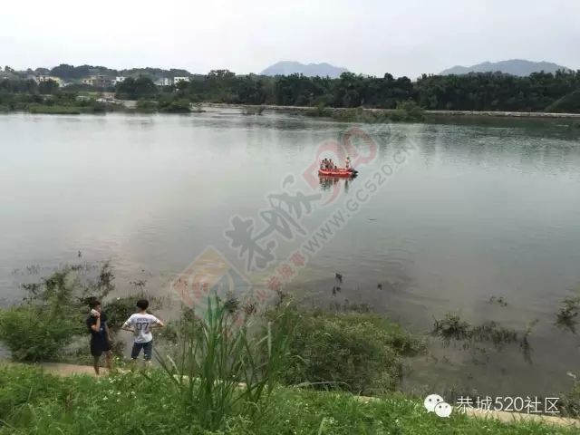 千钧附近河道内有人溺水，消防官兵正在紧急打捞！349 / 作者:社区小编 / 帖子ID:119112