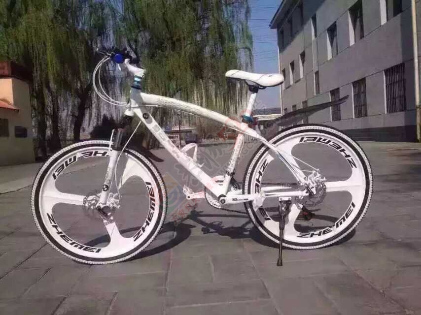 各位坛友点进来看看09卡宴TURBOS只要25万还可议价送单车亏血本卖啊797 / 作者:寻梦， / 帖子ID:119331