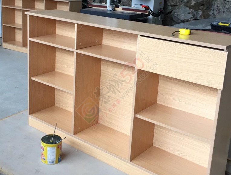 华达门业专业生产卫生间门、衣柜门、橱柜门、吊柜、定制衣柜817 / 作者:HMH0802 / 帖子ID:119430